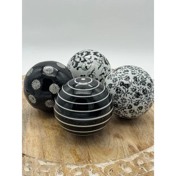 4 CHINOISERIE BLACK AND WHITE CERAMIC Orbs RUG BALLS 4in Stripes Floral Decor - Picture 3 of 9